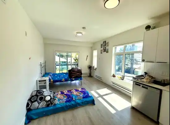 10616 132 Street - photo 4 of 5