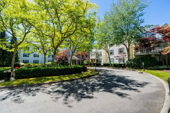 16065 83 Avenue - photo 3 of 7
