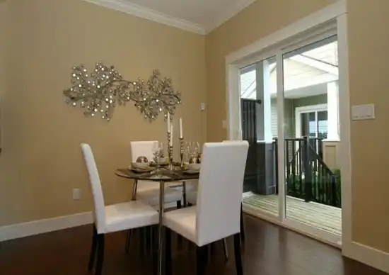 19295 72ND - photo 3 of 9