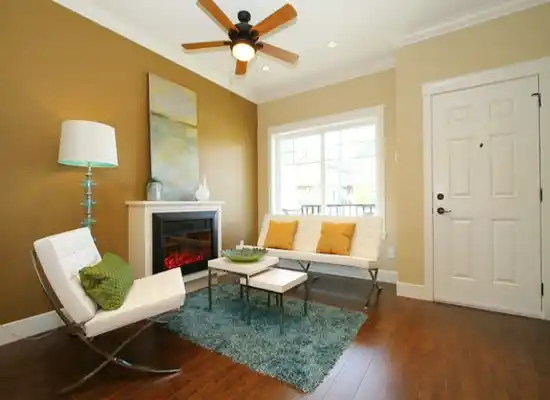 19296 72A Avenue - photo 2 of 9
