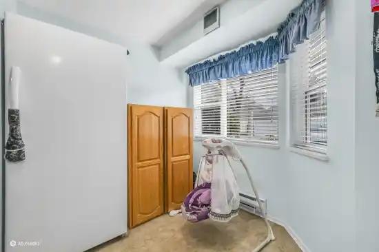 7127 124 Street - photo 2 of 2