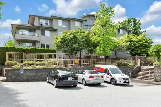Cardinal Court - photo 2 of 3