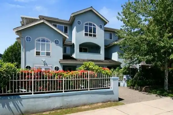 Discover Ascada in Guildford — Building Guide & Listings