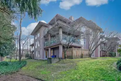 Discover Hazelwood Lane in Fleetwood Tynehead — Building Guide & Listings