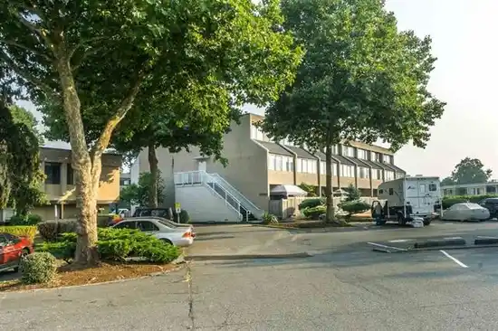 Clover Park Gardens
