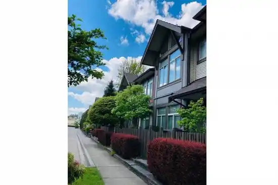 Escada Townhomes