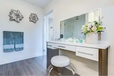 Discover Fraser Hill in Fraser Heights — Building Guide & Listings