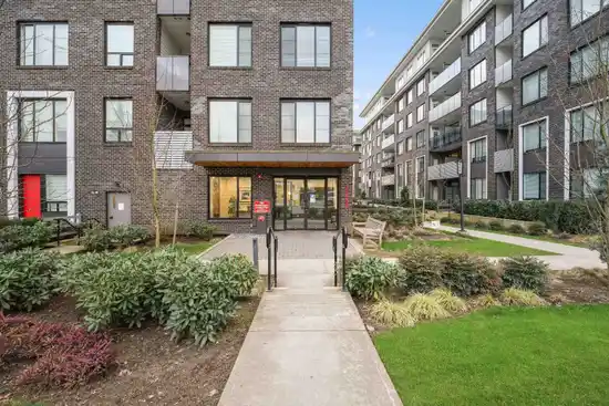 Fleetwood Village Condos - photo 3 of 20