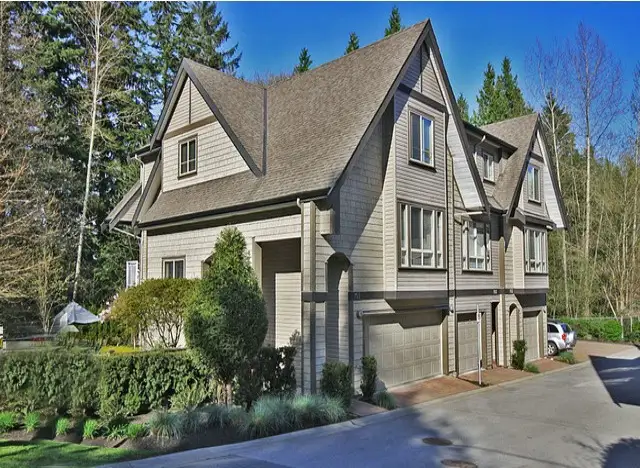 Discover Bishop Mews in Guildford — Building Guide & Listings