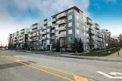 Discover Greenwood in East Newton — Building Guide & Listings