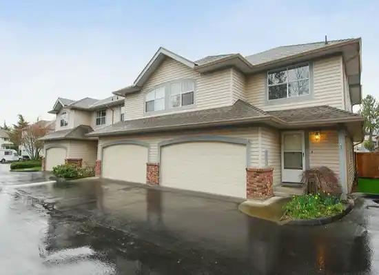 Lakewood Grove - photo 3 of 3