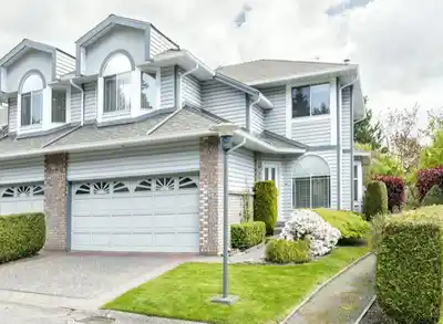 Discover Glenwood Gate in Guildford — Building Guide & Listings