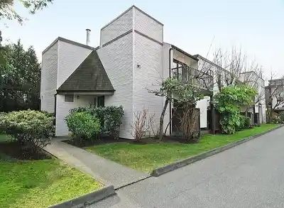 Discover Cedar Grove in Guildford — Building Guide & Listings