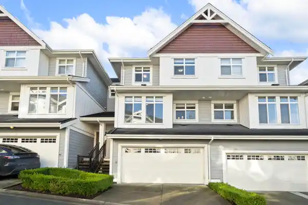 Discover Cadence in Cloverdale BC — Building Guide & Listings