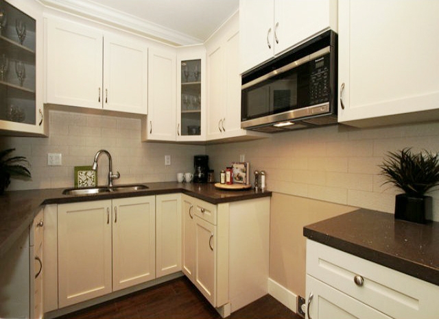 19296 72A Avenue - photo 4 of 9