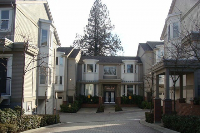 Canterbury - photo 2 of 4