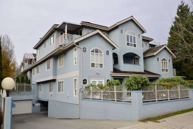 Carriage Court - photo 2 of 3