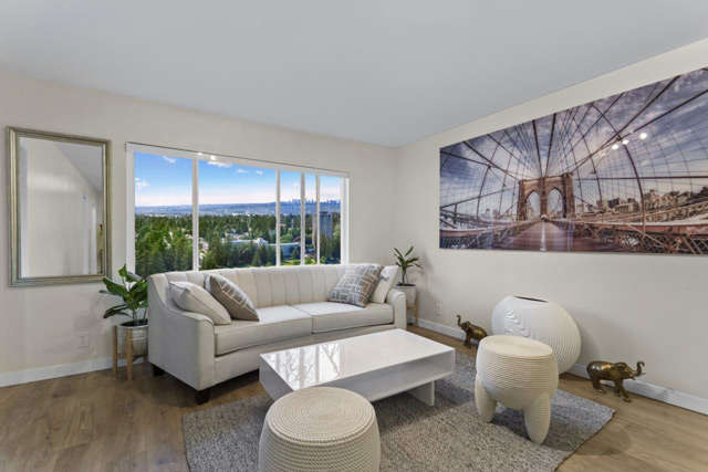 Central Living - photo 4 of 4