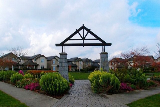 Claytonbury - photo 2 of 4