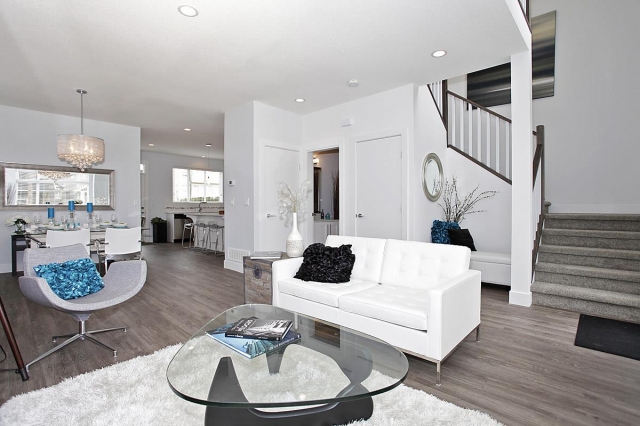 Dwell at 72 - photo 2 of 10