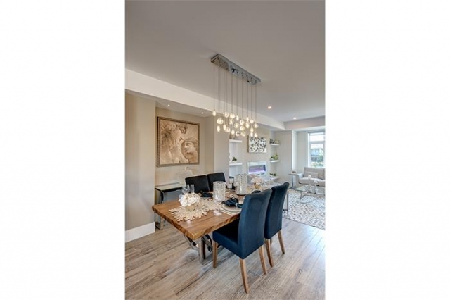 Evoque - photo 3 of 7