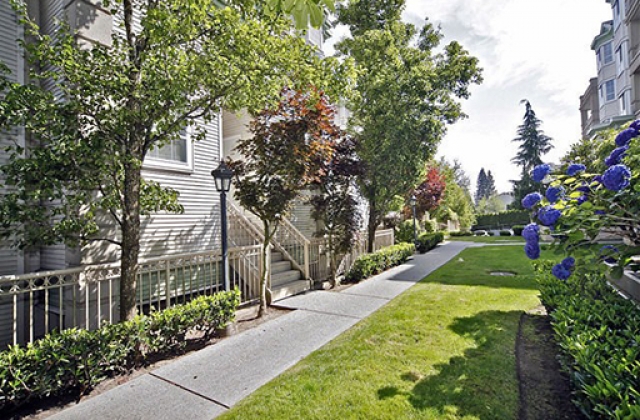 Georgian Gardens - photo 3 of 4