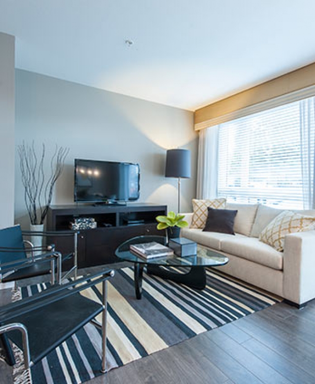 Latitude - photo 4 of 12