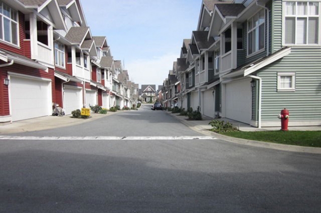 Madrona - photo 2 of 3