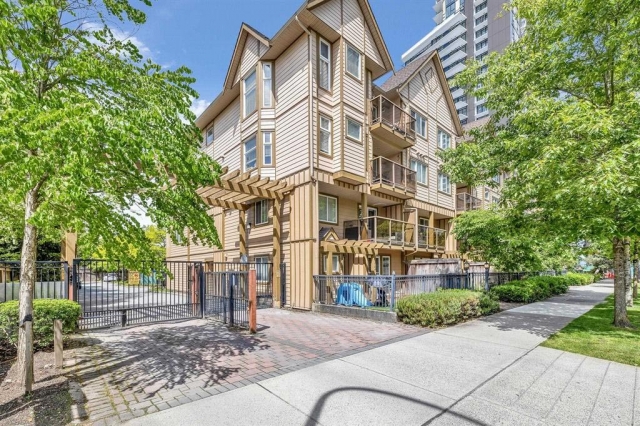 Olympic Court - photo 3 of 4