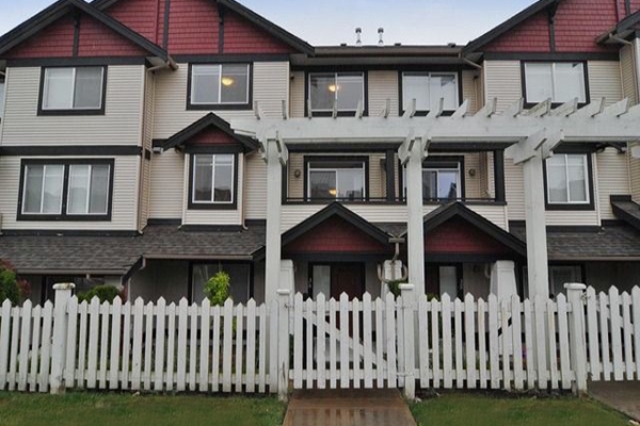 Ovation - photo 3 of 5