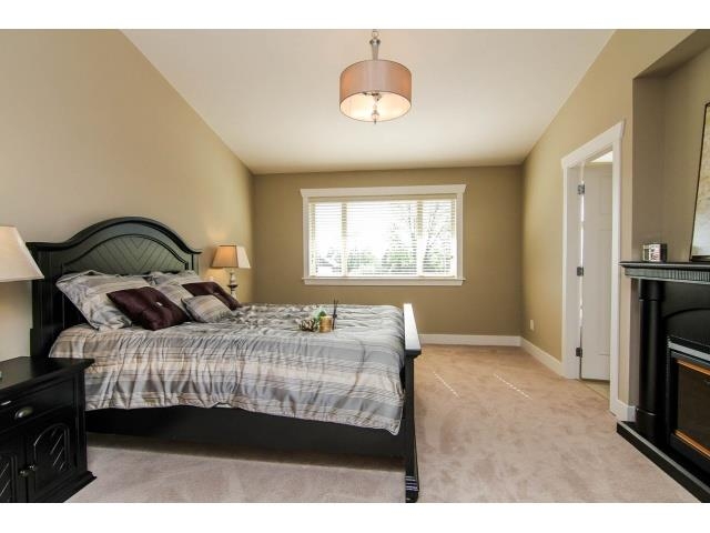 Sapphire - photo 4 of 10