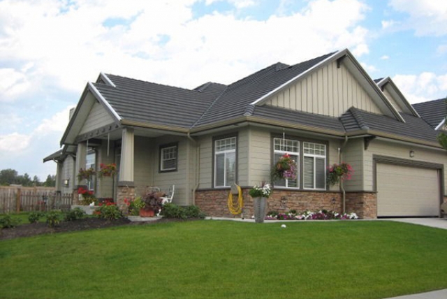 Sullivan Gate - photo 3 of 6