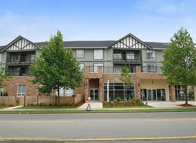 Villas at Strawberry Hill - photo 2 of 2