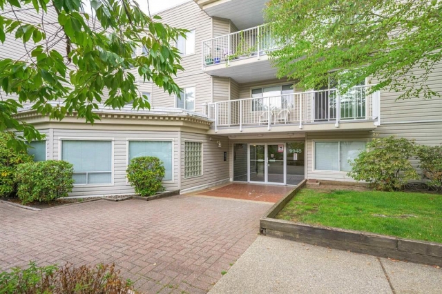 Westchester Place - photo 3 of 6