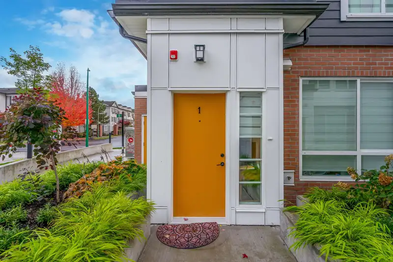 1 18850 72A AVENUE - photo 4 of 24