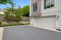10 8033 166B STREET - thumbnail 3