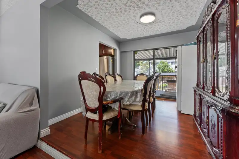 9223 134 STREET - photo 4 of 25