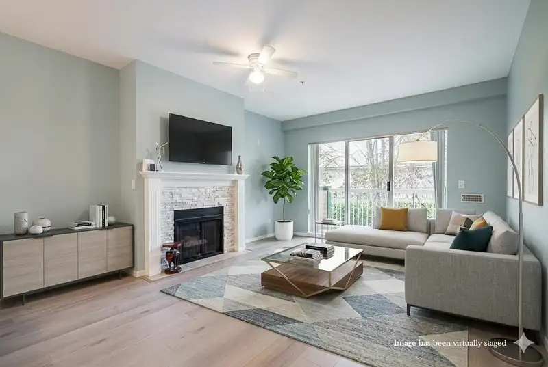 125 13911 70 AVENUE - photo 1 of 20