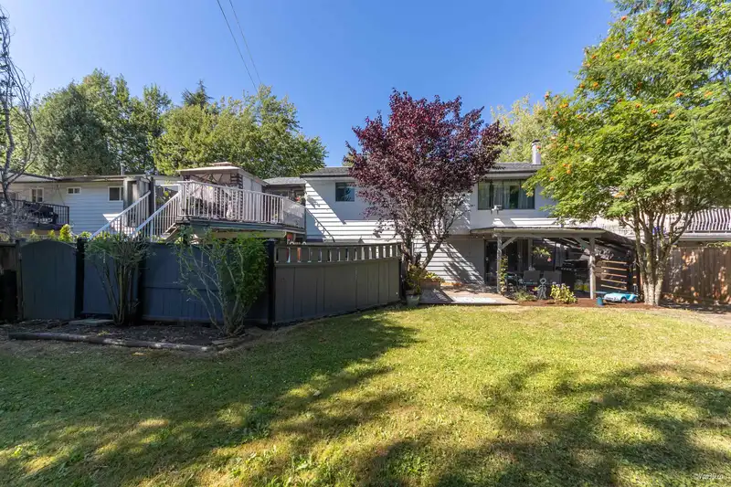 17368 62A AVENUE - photo 2 of 29