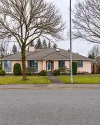 16490 84A AVENUE - thumbnail 1