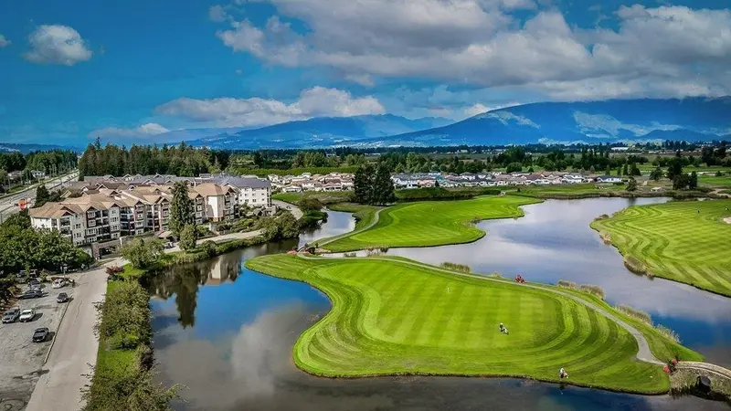 214 19677 MEADOW GARDENS WAY - photo 2 of 23