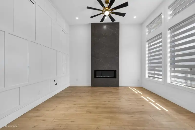 12927 115A AVENUE - photo 4 of 28