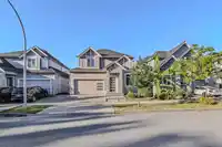 14215 61B AVENUE - thumbnail 2