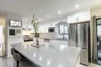 13933 90A AVENUE - thumbnail 1