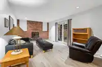 15684 102 AVENUE - thumbnail 4