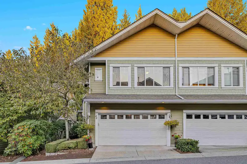 44 6110 138TH STREET - photo 1 of 25