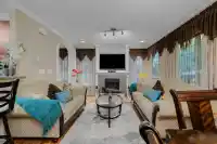 44 6110 138TH STREET - thumbnail 4