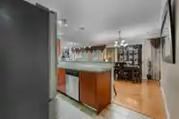 44 6110 138TH STREET - thumbnail 10