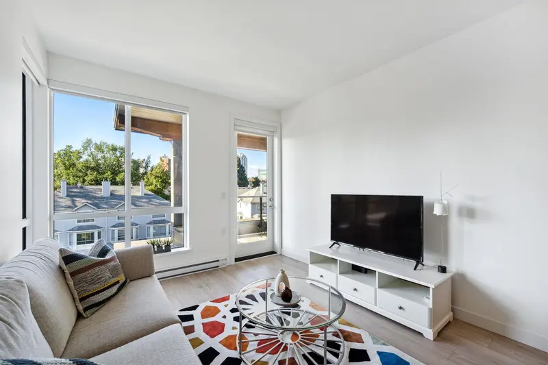 417 7579 16TH STREET - photo 3 of 25