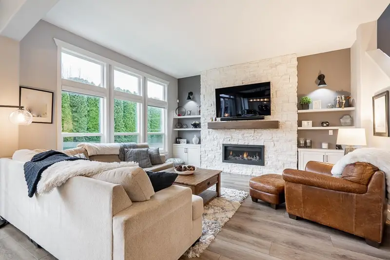 14782 59 AVENUE - photo 4 of 25